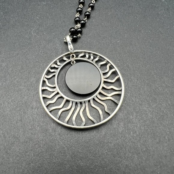 Heng Ngai Sterling Silver 925 Black Onyx Beaded Necklace Sun Pendant - Picture 4 of 7
